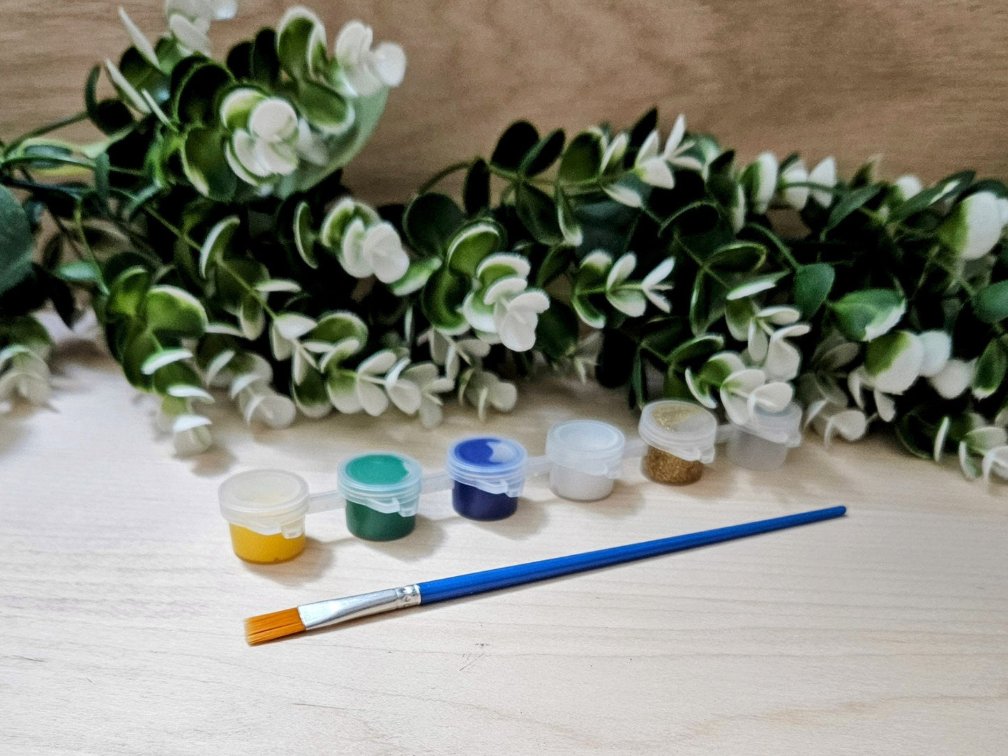 Paint Your Own Christmas Decorations Kit