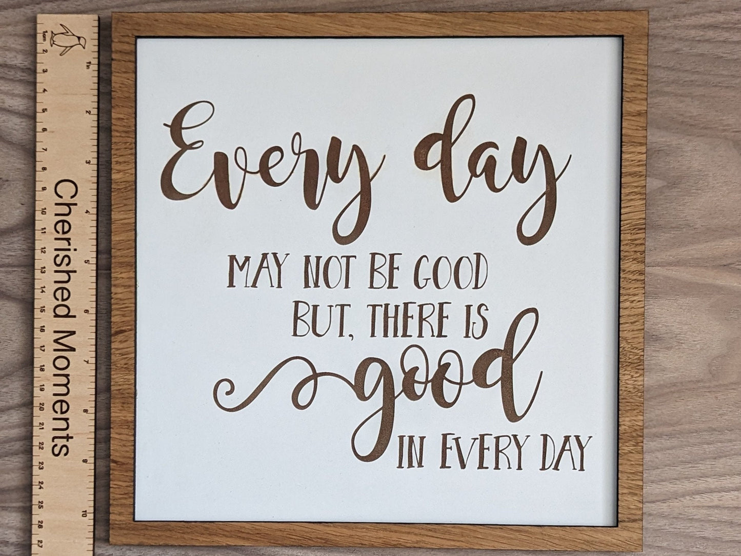 Sweet Dreams Wooden Sign – Engraved Bedroom Wall Decor, Rustic Wood Frame, Farmhouse Sleep Quote, Nursery & Home Gift