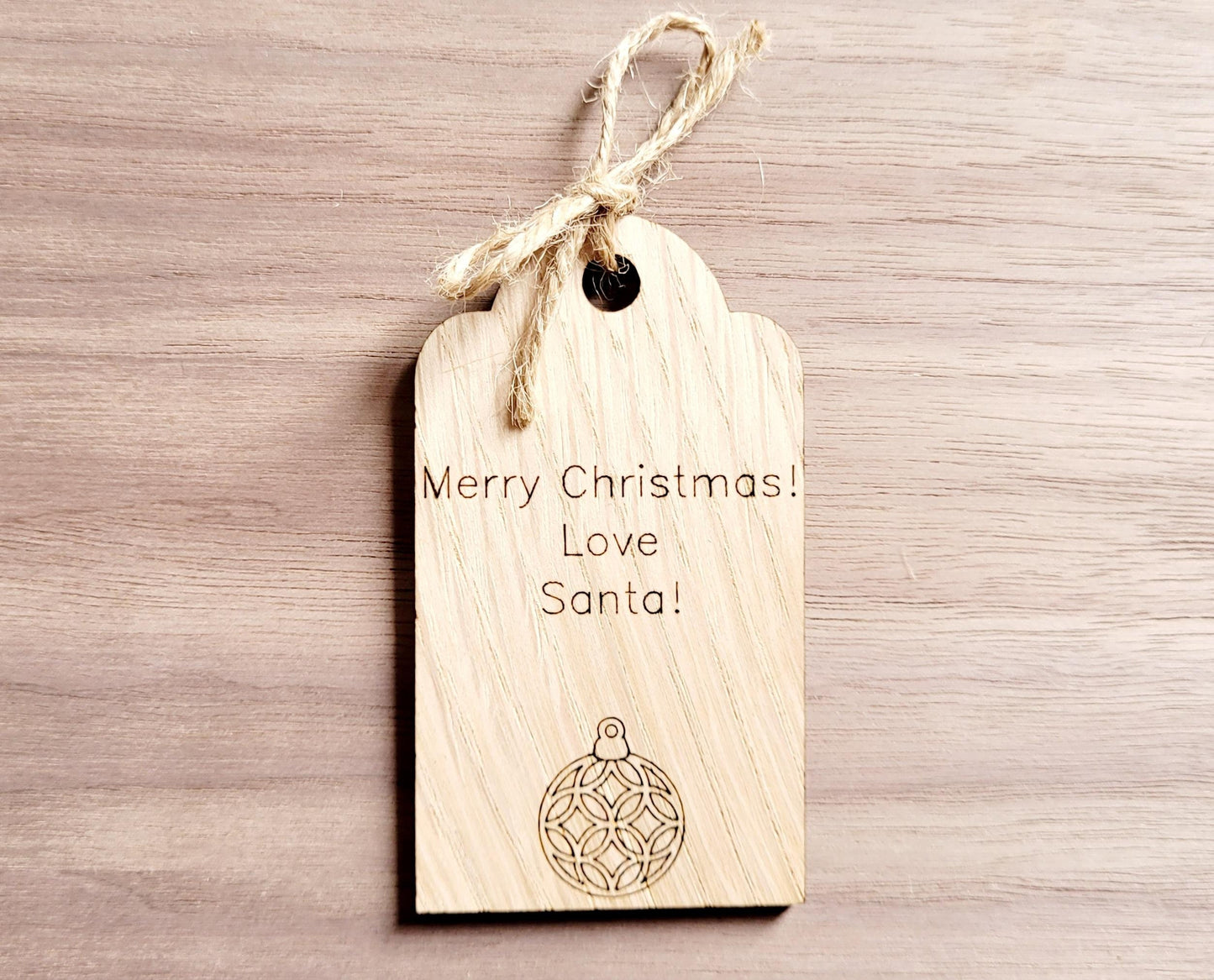 Personalised Wooden Gift Tag – Custom Oak Present Label & Keepsake