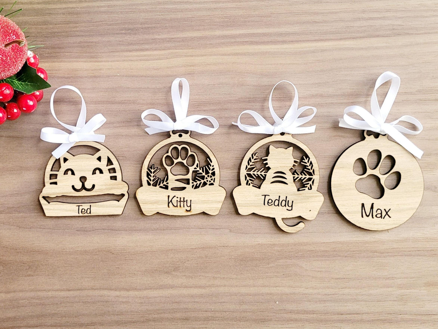 Personalised Wooden Cat Christmas Decoration – Hanging Oak Veneer Bauble, Pet Memorial Ornament, Gift for Cat Lovers