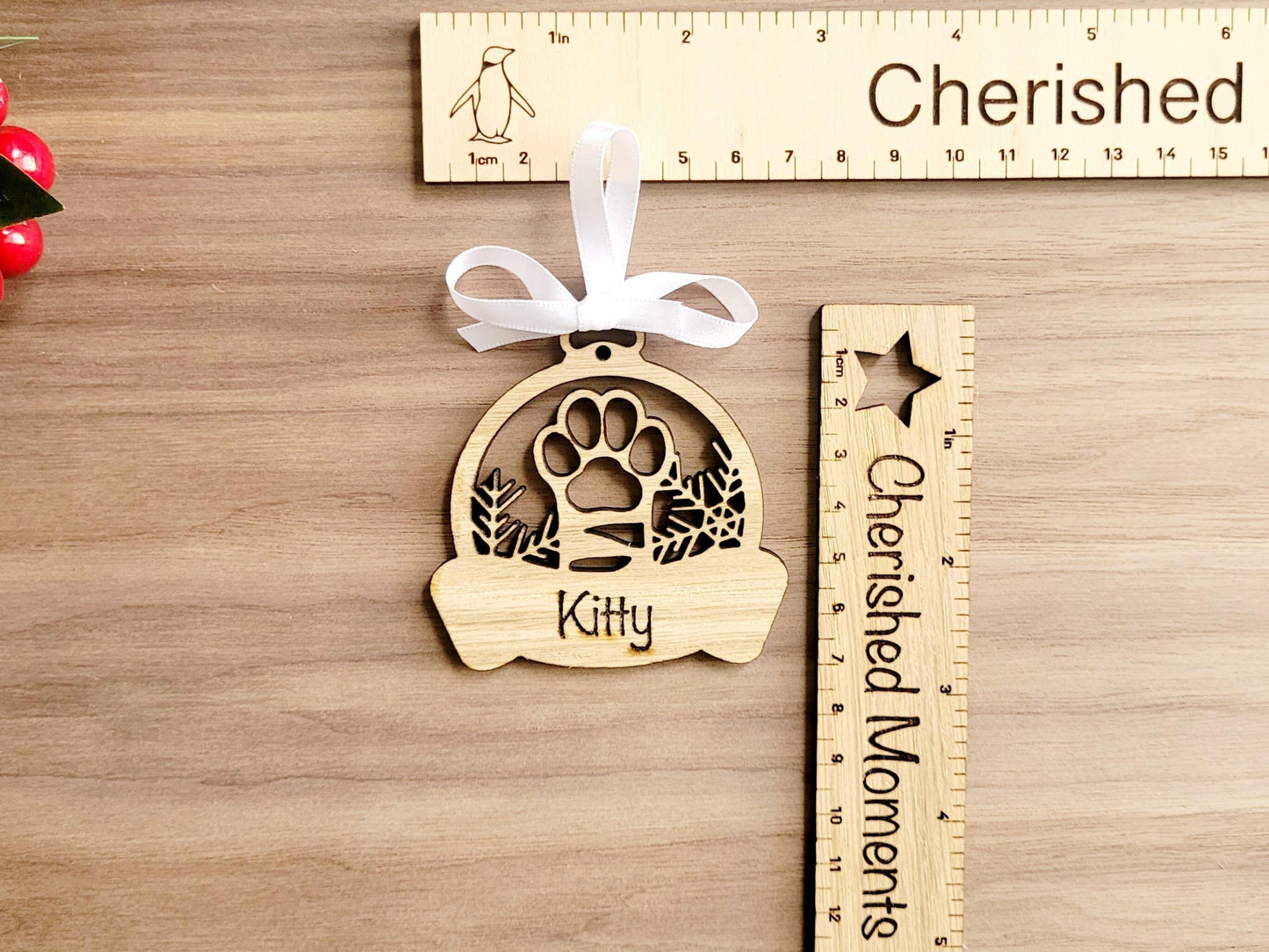Personalised Wooden Cat Christmas Decoration – Hanging Oak Veneer Bauble, Pet Memorial Ornament, Gift for Cat Lovers