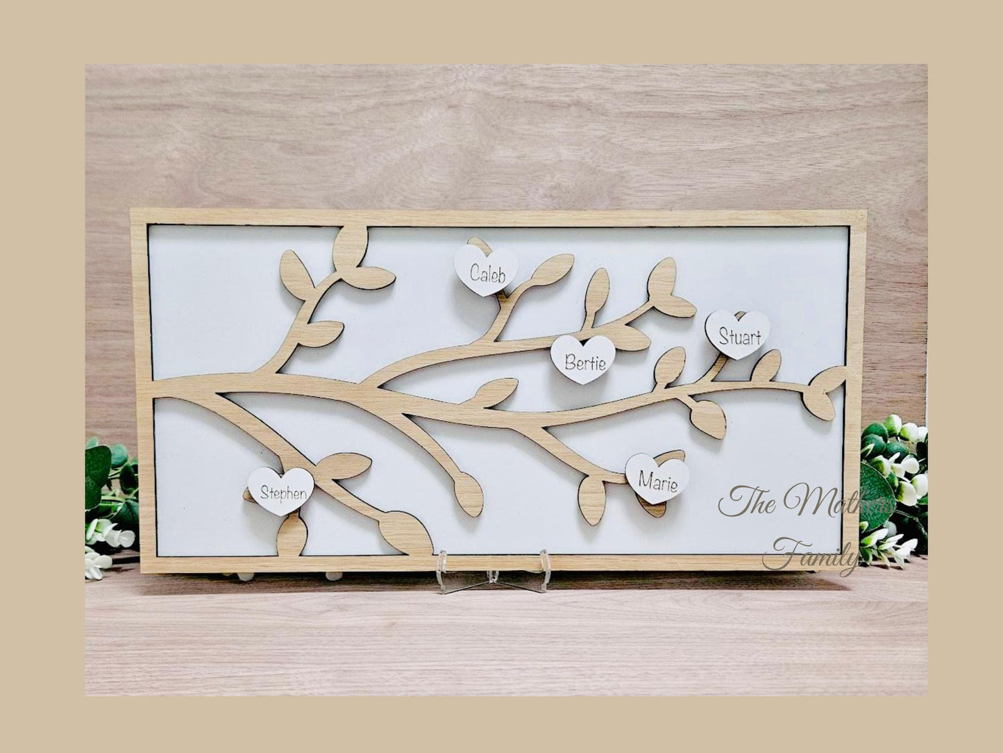Personalised Wooden Family Tree Plaque – A Meaningful Keepsake to Celebrate Your Loved Ones