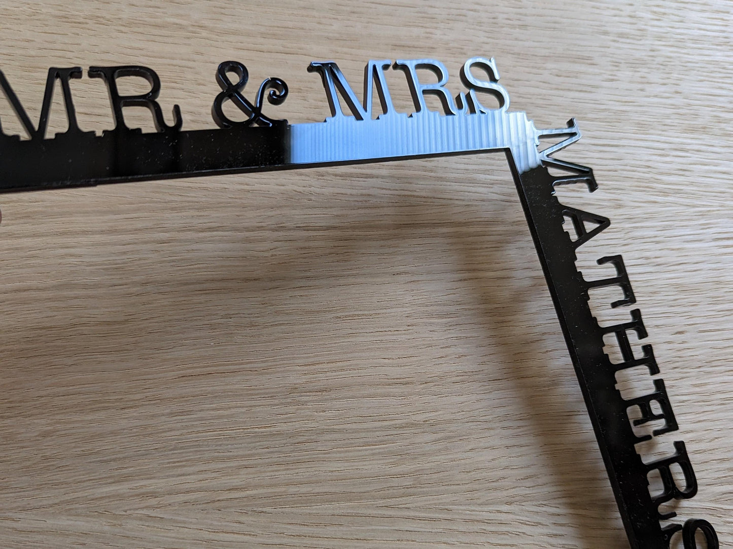 Personalised Mr & Mrs Door Topper – Elegant Acrylic Wedding & Anniversary Gift