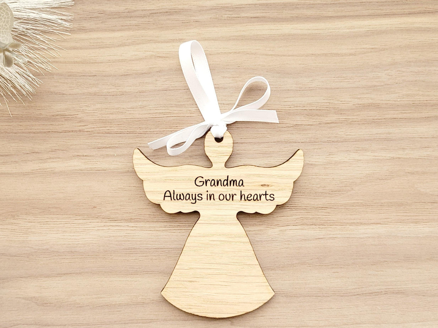 Personalised Wooden Angel Christmas Decoration – Hanging Oak Veneer or White MDF Ornament, Custom Message Memorial Bauble