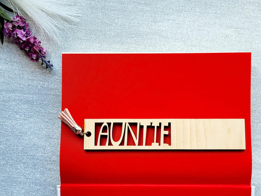 Personalised Auntie Bookmark