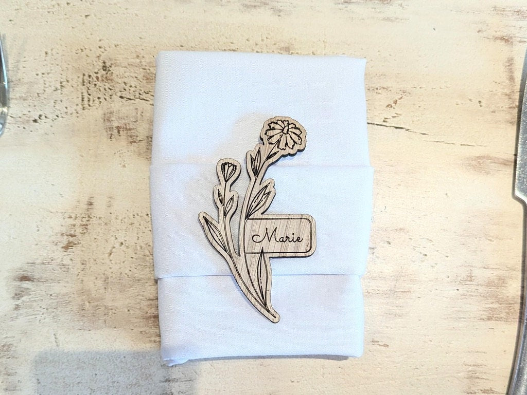 Personalised Wooden Floral Magnet – Custom Engraved Name Place & Wedding Favour