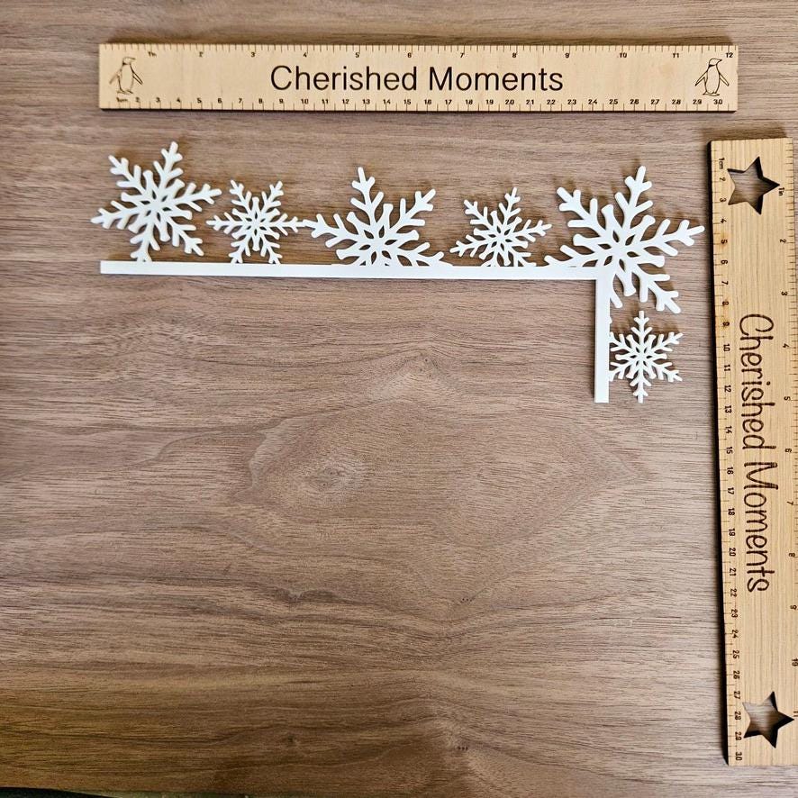 Snowflake Wooden Christmas Door Corner Decoration – Rustic MDF Shelf Ornament