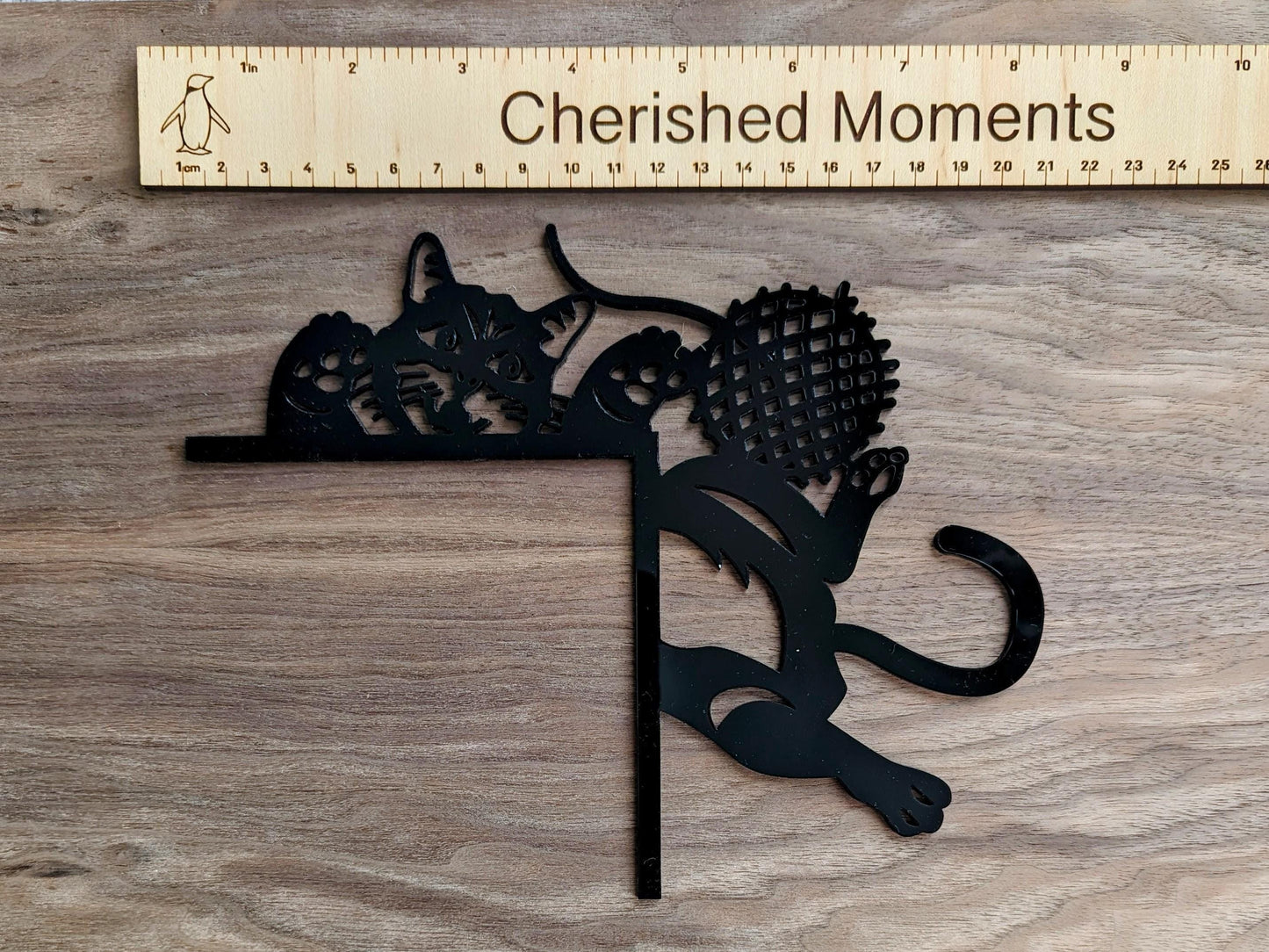 Cat Corner Decor – Playful Acrylic Silhouette for Door Frames, Shelves, or Photo Frames | Cute Home Accent for Cat Lovers