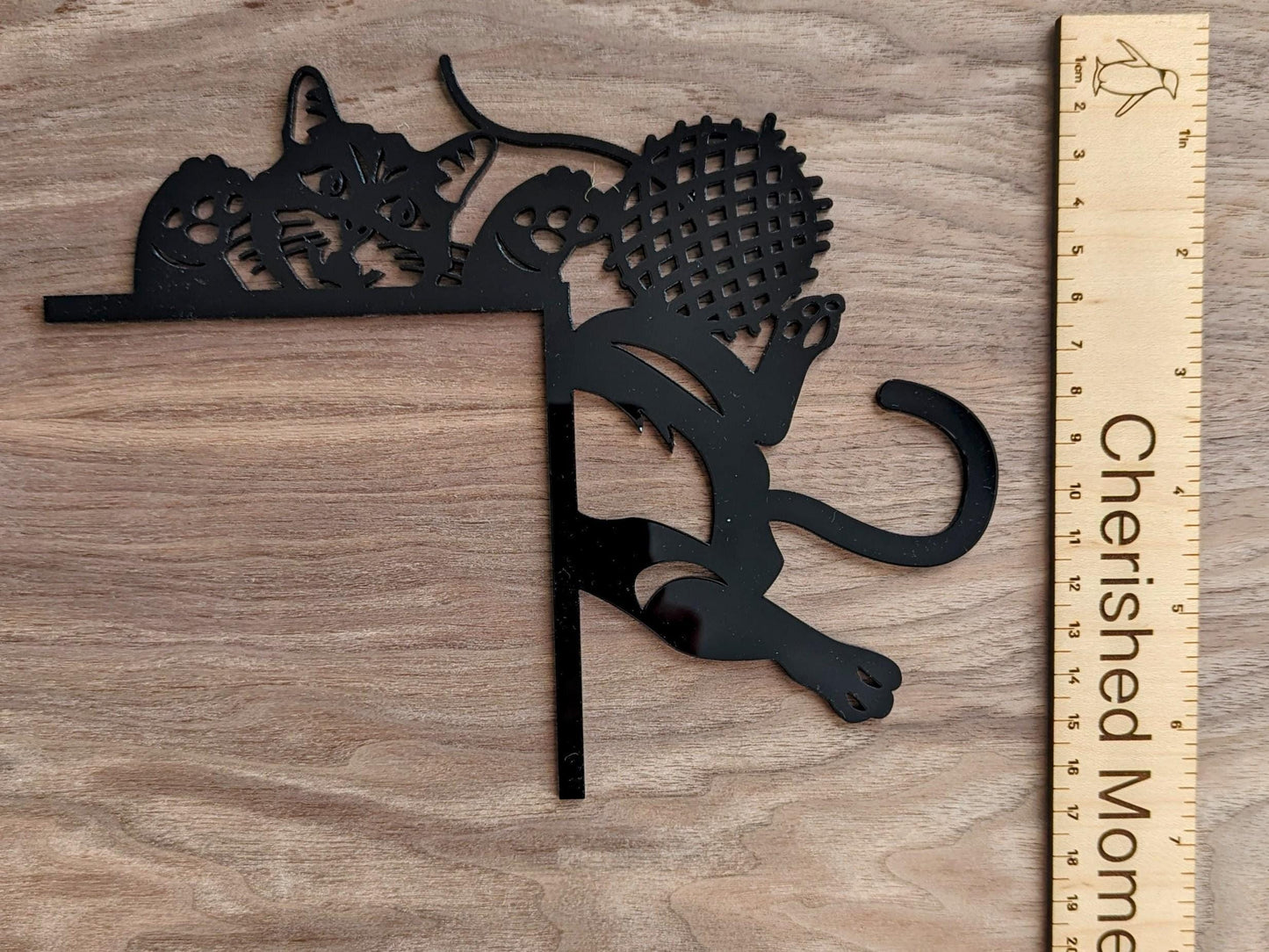 Cat Corner Decor – Playful Acrylic Silhouette for Door Frames, Shelves, or Photo Frames | Cute Home Accent for Cat Lovers