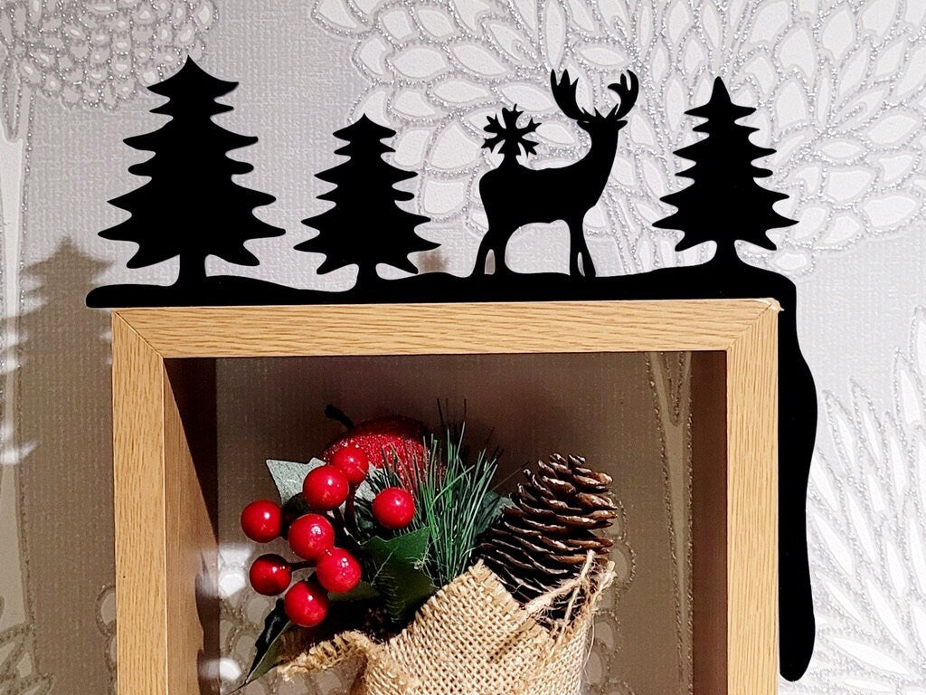 Reindeer Christmas Door Corner Decoration – Black or White Acrylic Festive Ornament