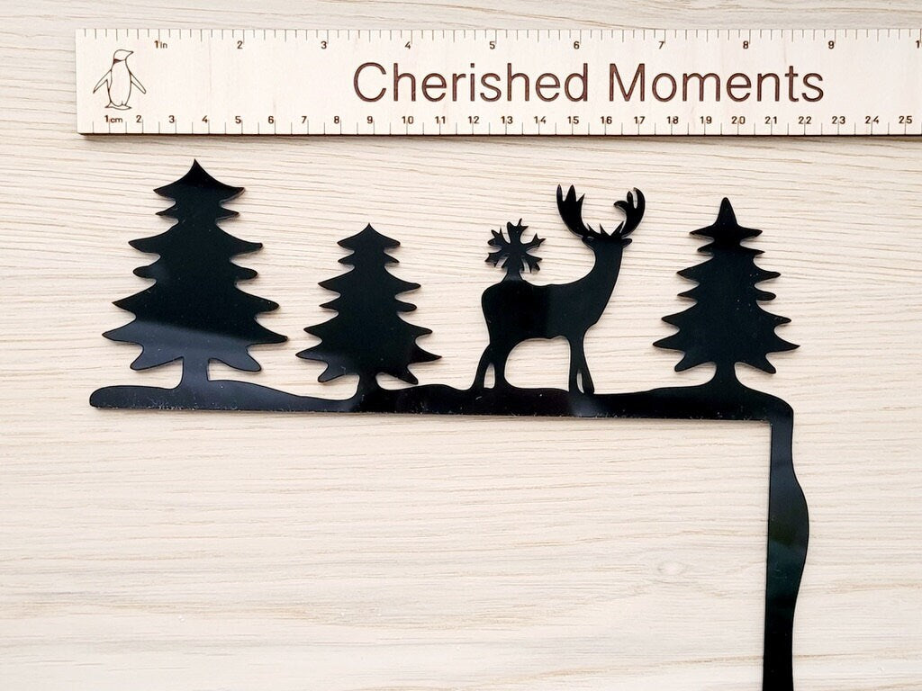 Reindeer Christmas Door Corner Decoration – Black or White Acrylic Festive Ornament