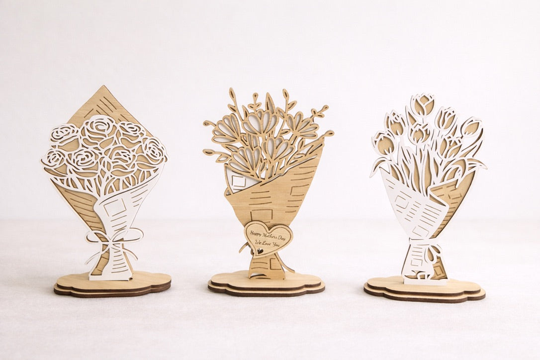 Personalised Wooden Flower Bouquet Gift for Mum – Engraved Mother’s Day Keepsake